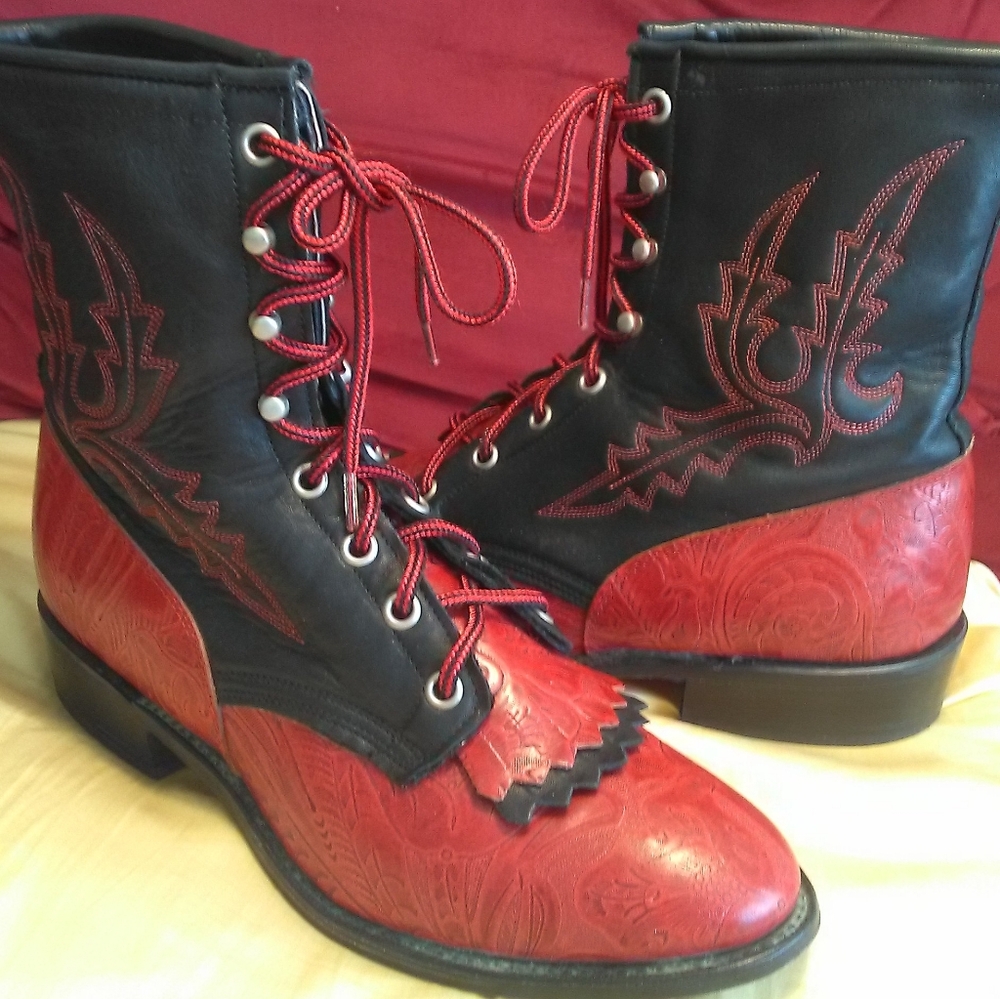 VINTAGE 1980 LARRY MAHAN Red & Black Embroidered/ EMBOSSED Lace-Up Boots SZ. 9
